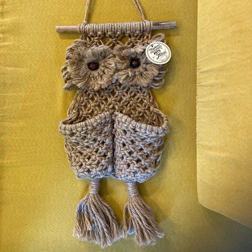 NWT Boho Mid Century Vintage Macrame Owl Wall Hanging